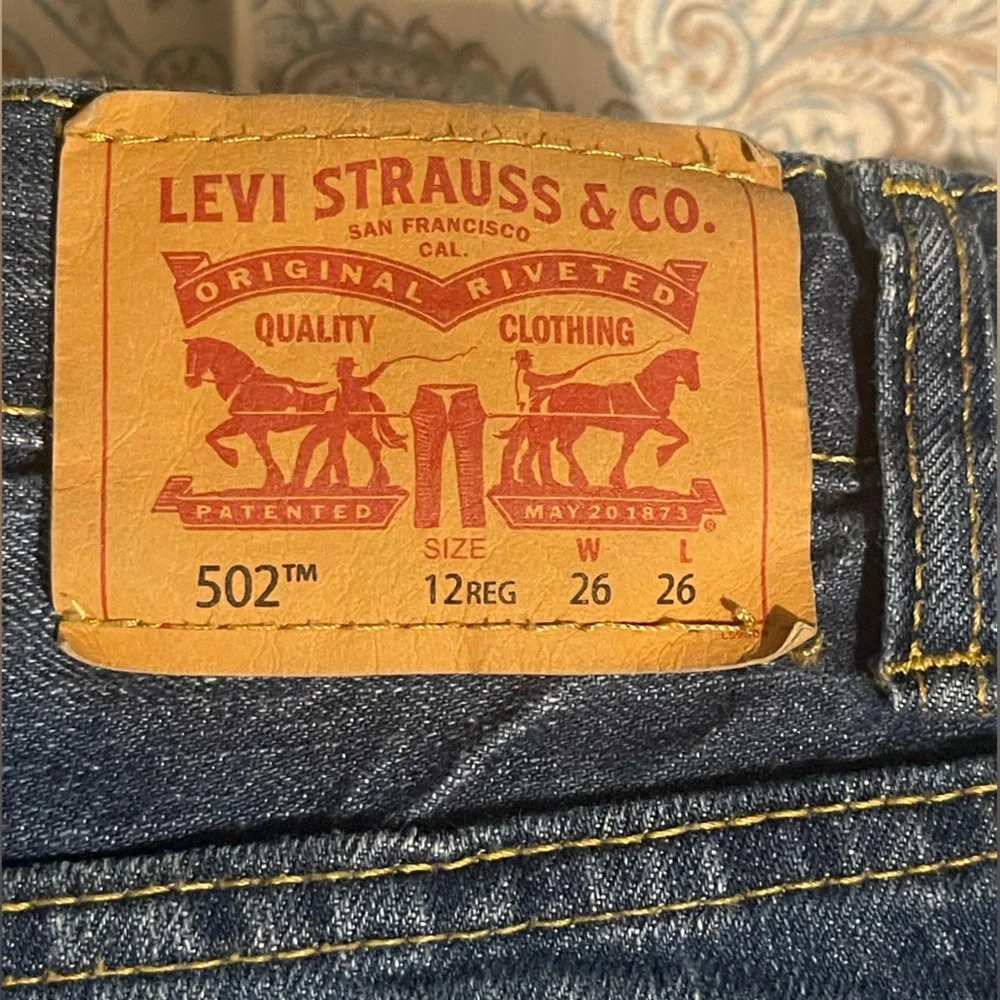 Levi’s 502 Regular Taper Distressed Straight Leg Blue‎ Jeans Size 12 Reg